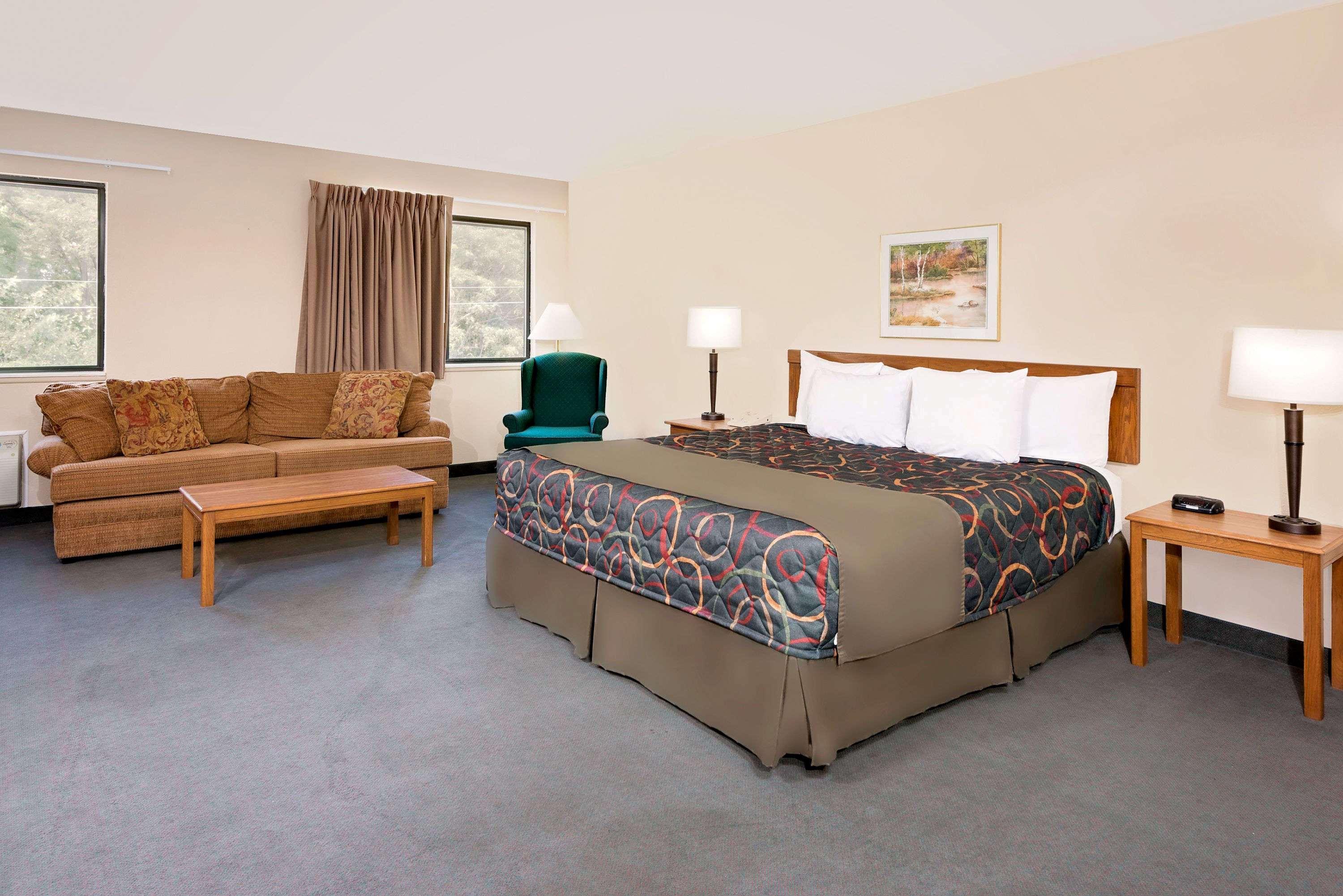 Days Inn By Wyndham Boonville Eksteriør billede